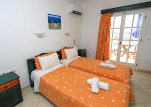 Armonia by Grispos Villas Schoinoussa-Island Greece
