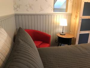 Single Room with Private Bathroom room in Filipsborg the Arctic Mansion
