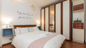 Rental in Rome Panieri Terrace