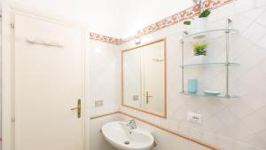 Rental in Rome Panieri Terrace