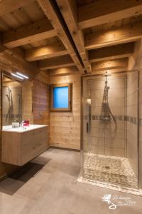 Chalet familial 9 personnes avec sauna privatif et piscine naturelle - Le Domaine des Fleurs Gérardmer