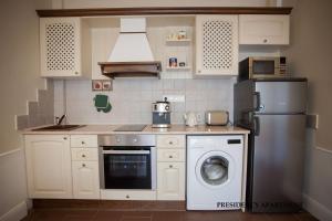 Presidency House Self Check-in Apartments
