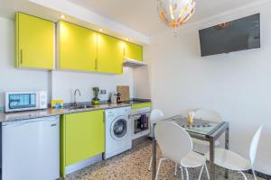 Holidays P14 Sea View