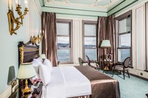 Room with Sea View room in Bosphorus Palace Hotel