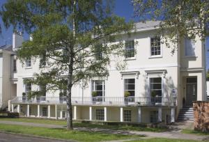 4 hviezdičkový penzión The Cheltenham Townhouse & Apartments Cheltenham Veľká Británia