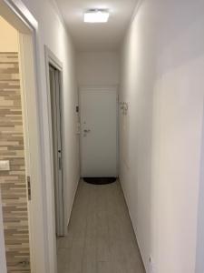 On the ADRIATIC Beach tra VENEZIA FERRARA e RAVENNA sulla SPIAGGIA della RIVIERA ADRIATICA