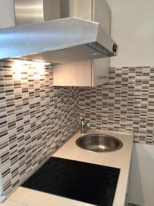 On the ADRIATIC Beach tra VENEZIA FERRARA e RAVENNA sulla SPIAGGIA della RIVIERA ADRIATICA