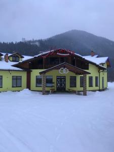 Ресторан-Готель Міжгірʼя