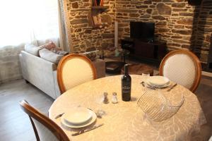 Maisons de vacances Gites Bretagne Broceliande. Il etait une fois ... : photos des chambres