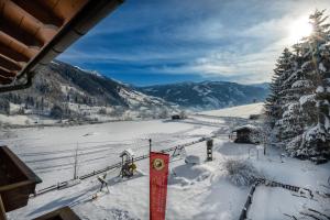 Bauernhofhotel "die Unterbergerin" - Zimmer mit Frühstück und Ferienwohnungen in Gastein mit GRATIS Thermeneintritt