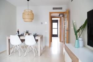 New Aloha Apartment Center with terrace Valencia