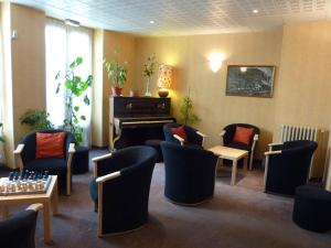 Hotels Cit'Hotel de La Vallee : photos des chambres