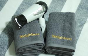 Dongdaemun Neighbors