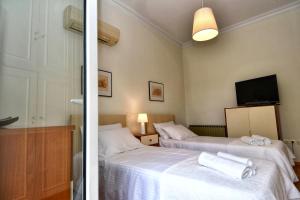 Athens Authentic Elegance at Acropolis