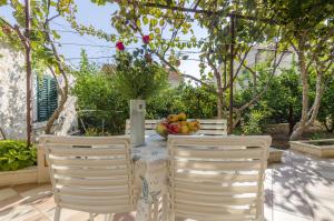 One-Bedroom Apartment - Ground Floor room in Apartments Milan