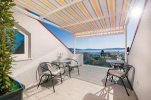 Apartments Kapo