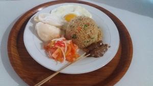 COCONUT BEACH BUNGALOWs & WARUNG