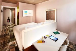 Hotels Mama Shelter Marseille : photos des chambres