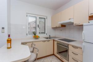 Apartments Snjezana Makarska