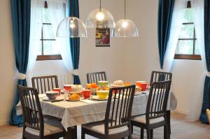 Appartements Logis Du Haut-Koenigsbourg : photos des chambres