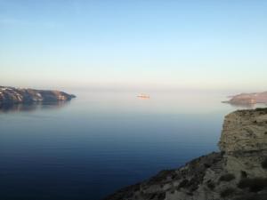 The Cliff Reflections - Adults Only Santorini Greece