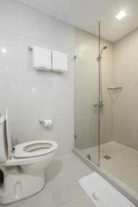 Salcedo Suites image 3