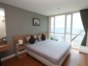 BBG Seaside Luxurious Service Apartment