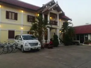 Phonepraseuth Guesthouse - Ban Phan Louong