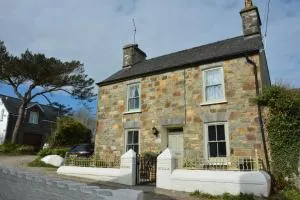 Rose Villa - this is a Friday to Friday booking only - Dinas