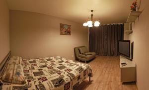 Apartment Obolon metro station