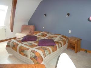 B&B / Chambres d'hotes Les Pres-Sales : photos des chambres