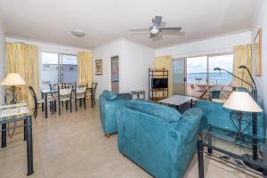Del Rae Unit 8 25 Shoal Bay Road
