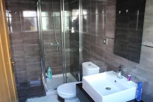 Room near the airport