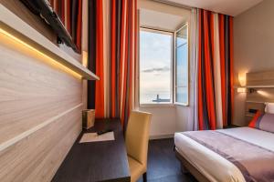 Hotels Hotel Le Saint Paul : photos des chambres