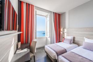 Hotels Hotel Le Saint Paul : photos des chambres