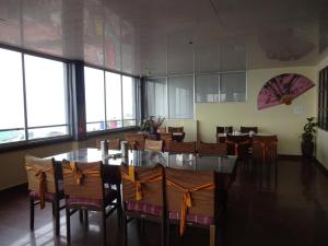 Jain Group Hotel Royal Residency