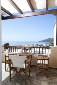 Ionia Studios Andros Greece