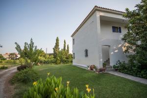 Eressos Ilios Apartments