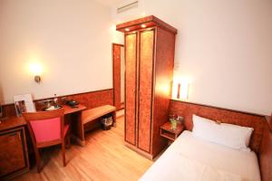 Single Room room in Hotel Miramar am Römer