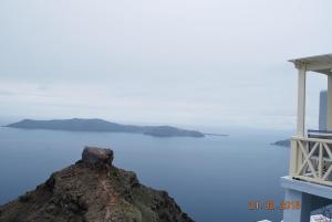 Pearl on the Cliff Hotel & Suites Santorini Greece