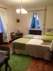 B&B / Chambres d'hotes La Maison du Parc : Grande Chambre Double ou Lits Jumeaux