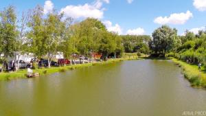 Maisons de vacances Camping et Gite La Garenne de moncourt baie somme : photos des chambres