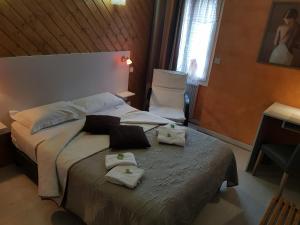 Hotels Logis hotel restaurant les Carillons : photos des chambres