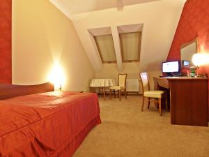 Single Room room in Hotel Fajkier