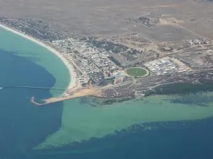 The Jewel of the Bay - Perlubie