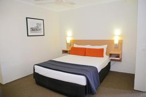 Darcy Arms Hotel Motel