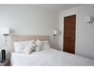 Modern, Spacious 2BR Flat in Oxford - Pass the Keys