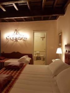 Deluxe Quadruple Room room in Domus Julia