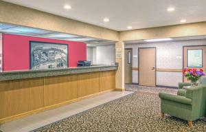 Super 8 by Wyndham Heyburn