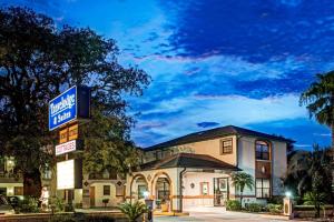 Travelodge by Wyndham Suites St Augustine